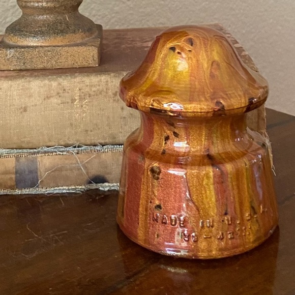 Yard or Garden Art / Bocce Ball Court Markers ~ Home Decor ~ Glass Insulators - Picture 7 of 8